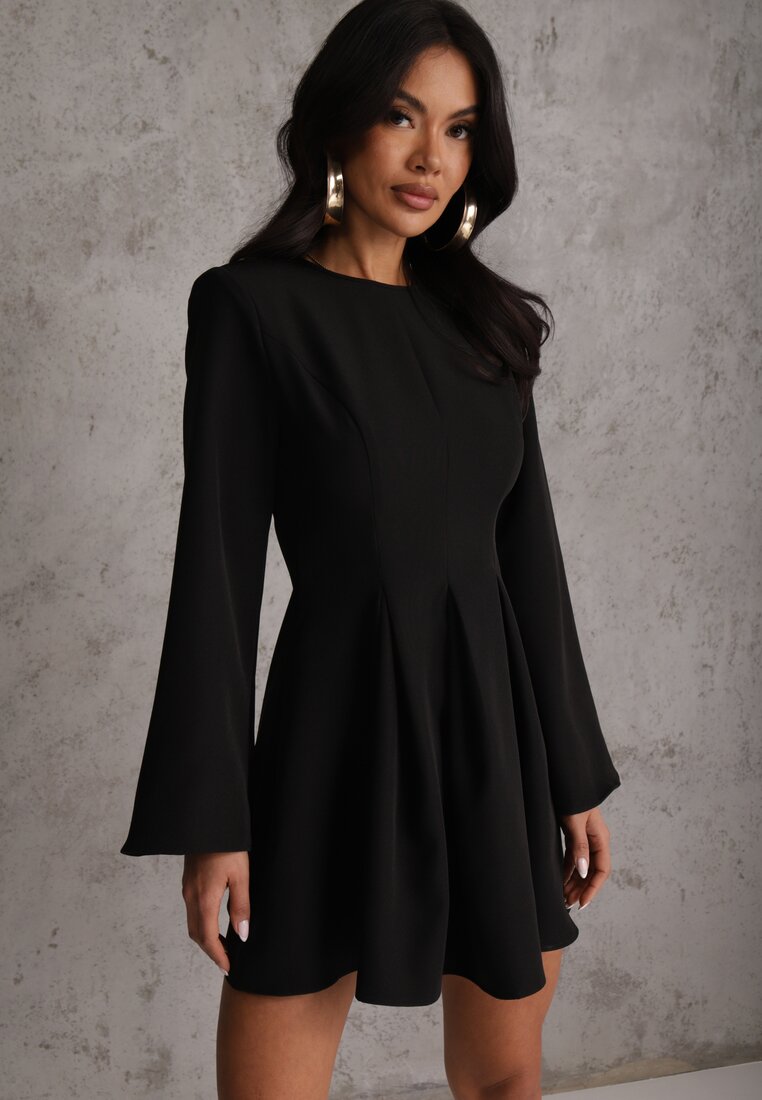 Czarna Rozkloszowana Sukienka VICES z Rozszerzanymi Rękawami Natileza