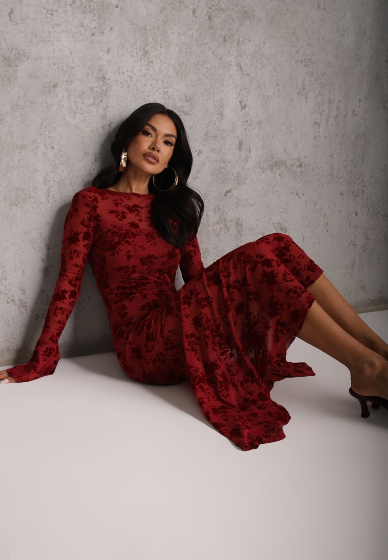 Czerwona Wieczorowa Sukienka VICES z Siateczki z Kwiatowym Wzorem z Weluru Azinene