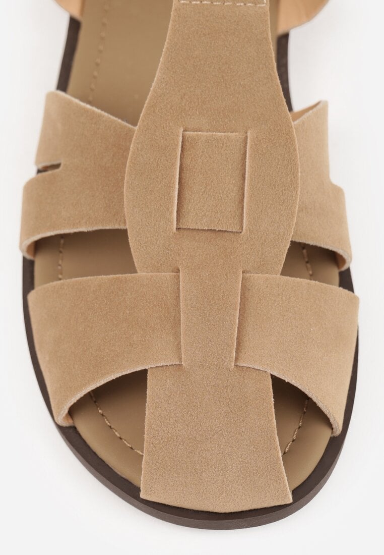 Ciemnobeżowe Sandały Gladiatorki z Imitacji Nubuku Zapinane na Sprzączkę Briannea
