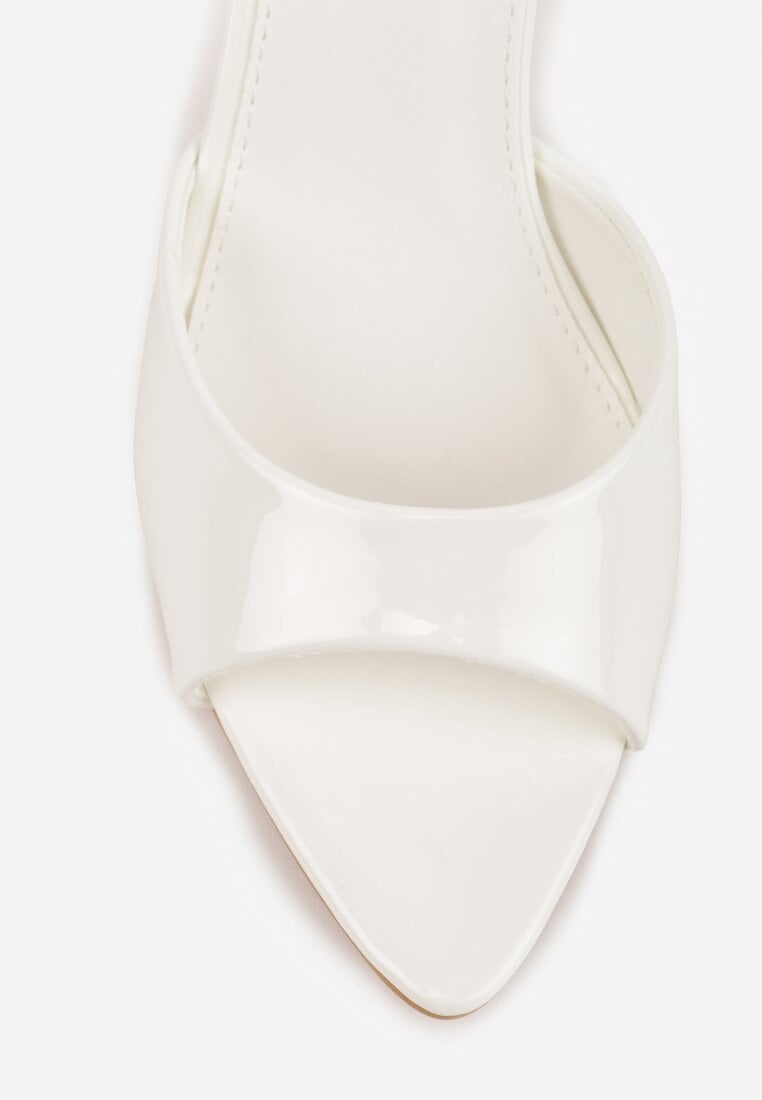 Białe Klapki Peep Toe na Szpilce ze Szpiczastym Noskiem Arinatia