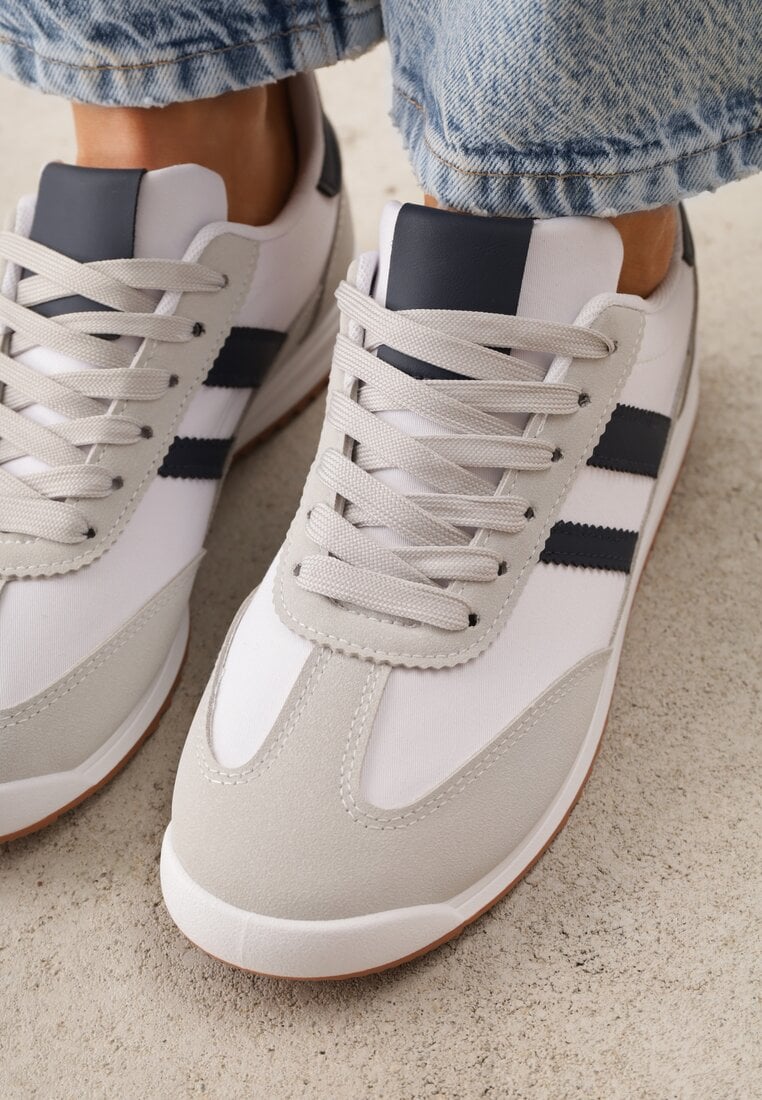 Białe Sneakersy Ozdobione Dwoma Paskami Lannatea