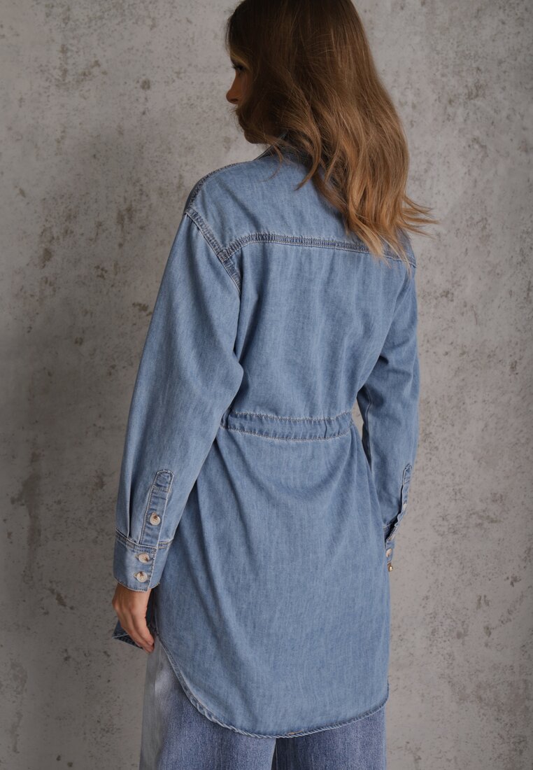 Niebieska Jeansowa Bawełniana Sukienka Koszulowa z Wiązaniem i Marszczeniem Enatta