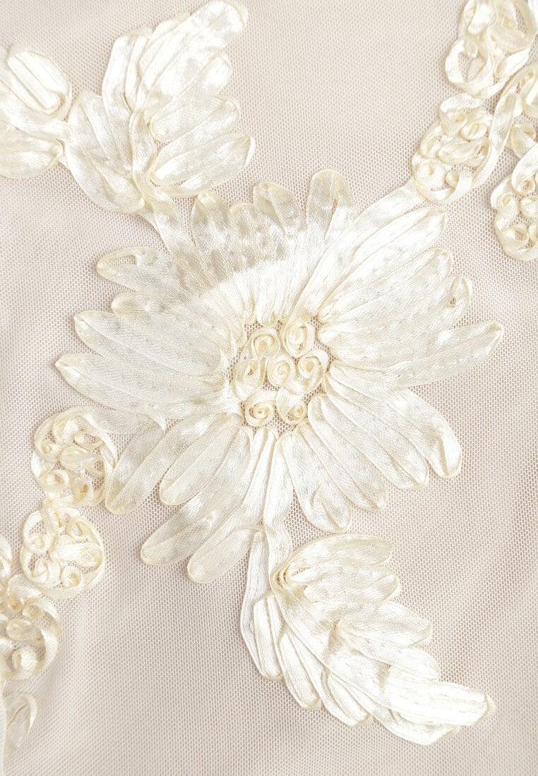 Beżowa Wieczorowa Sukienka z Siateczki z Gorsetowym Wiązaniem na Plecach Cezenna