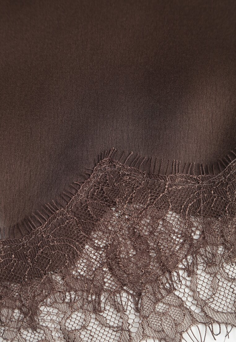 Brązowa Asymetryczna Spódnica z Satyny Zdobiona Koronką Katarva