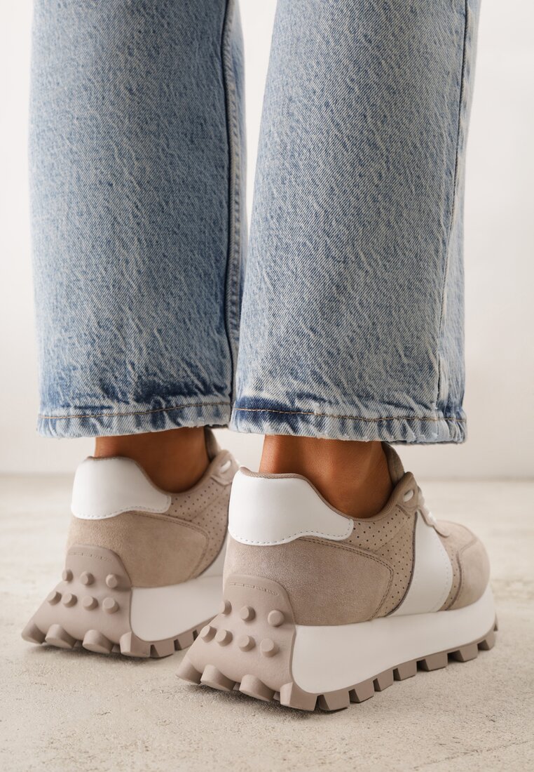 Beżowe Zamszowe Sneakersy na Podeszwie Chunky z Perforowaną Cholewką Cezarlina