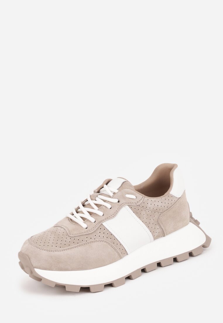 Beżowe Zamszowe Sneakersy na Podeszwie Chunky z Perforowaną Cholewką Cezarlina