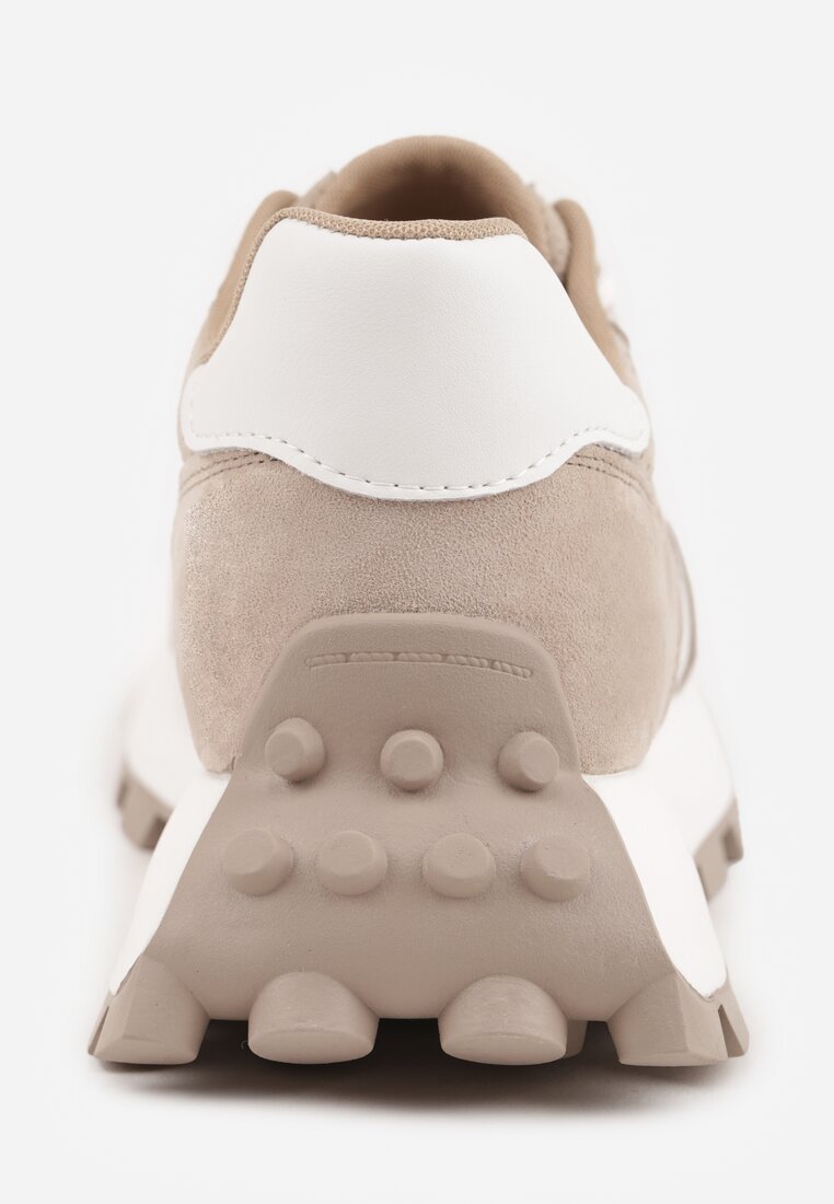 Beżowe Zamszowe Sneakersy na Podeszwie Chunky z Perforowaną Cholewką Cezarlina
