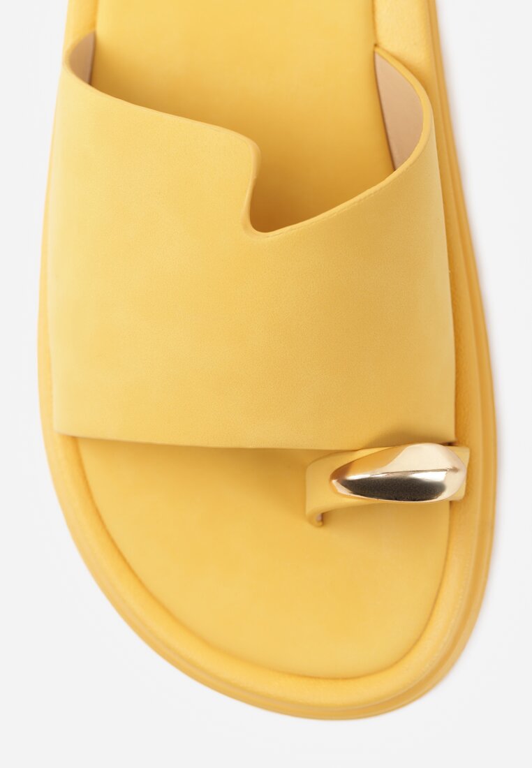 Żółte Klapki Japonki Ozdobione Aplikacją na Palcu Noevianna