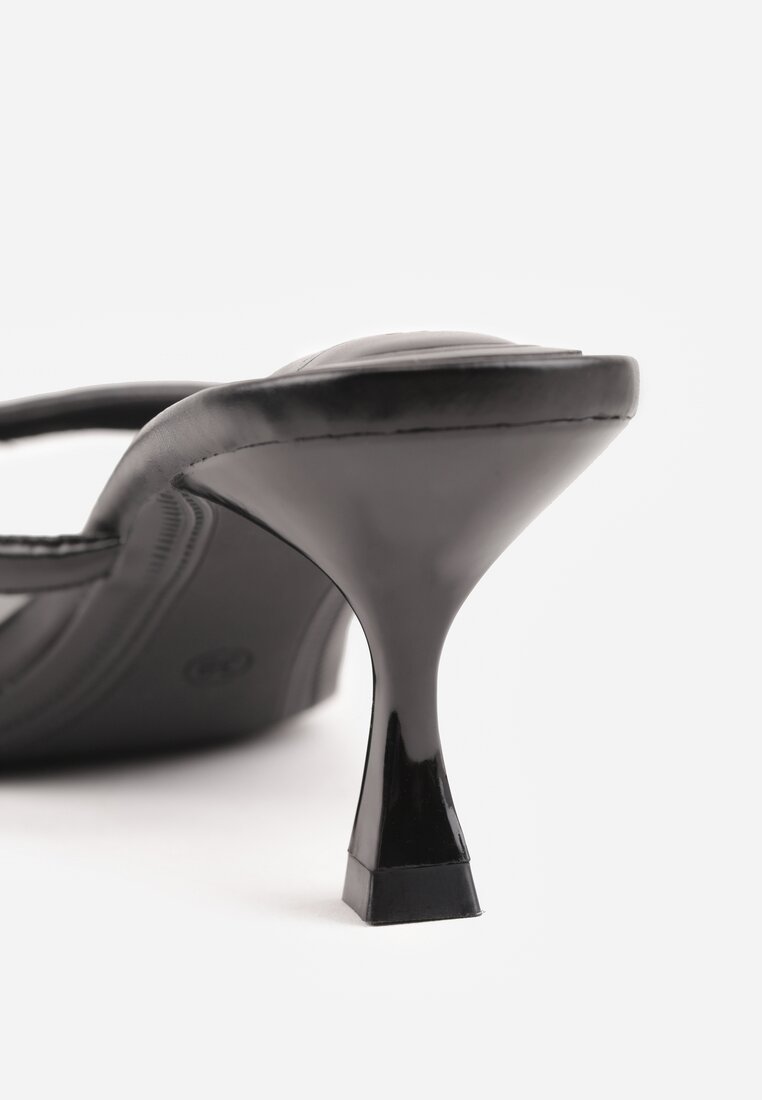 Czarne Minimalistyczne Klapki Japonki na Kaczuszce Saphohsa