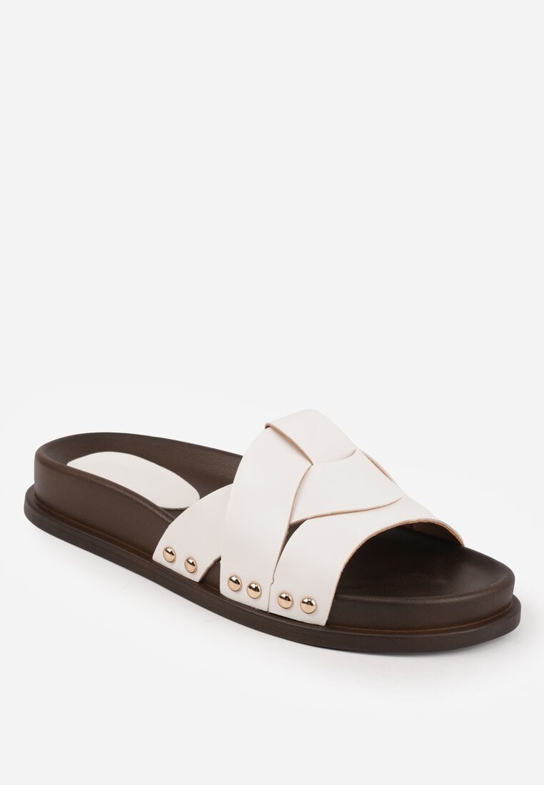 Białe Klapki z Przekładanymi Paskami i Ozdobnymi Nitami Talysha