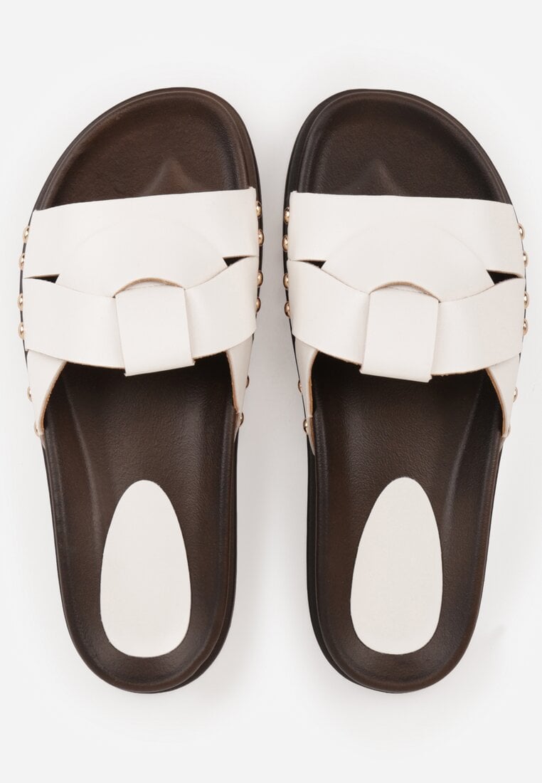 Białe Klapki z Przekładanymi Paskami i Ozdobnymi Nitami Talysha