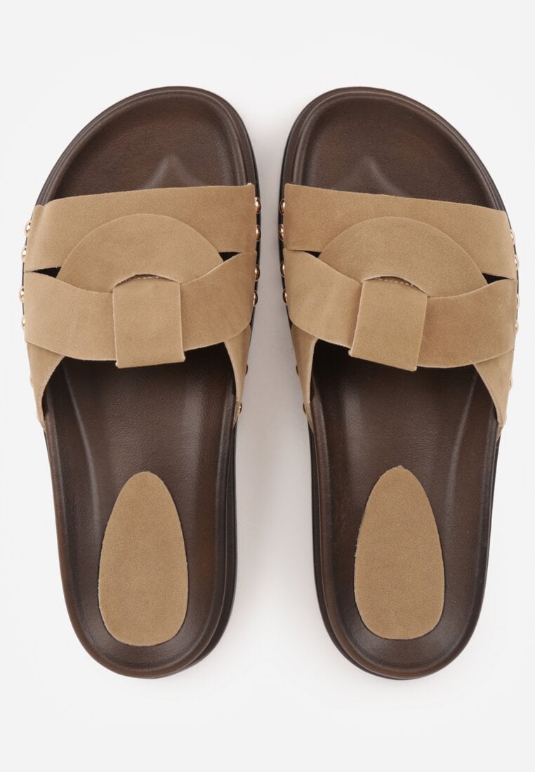 Ciemnobeżowe Klapki z Przekładanymi Paskami i Ozdobnymi Nitami Talysha