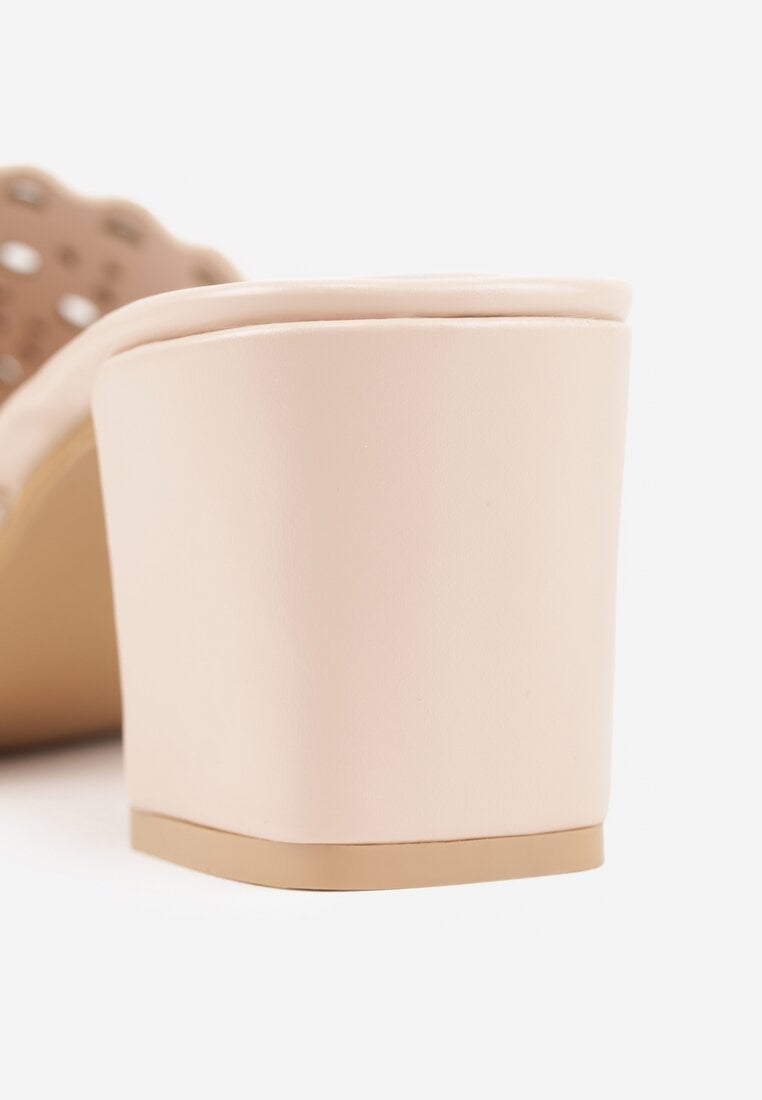 Beżowe Ażurowe Klapki na Słupkowym Obcasie z Kwadratowym Noskiem Lumetia