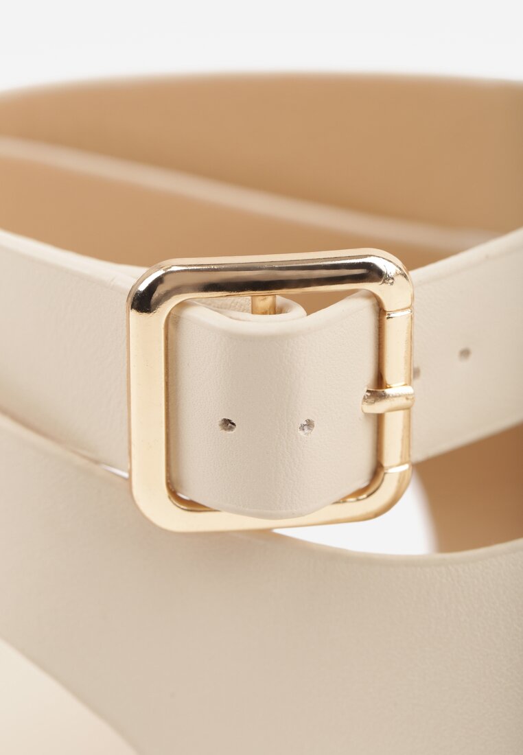 Beżowe Sandały z Paskiem na Palec z Metaliczną Aplikacją i Klamerką Ailintra