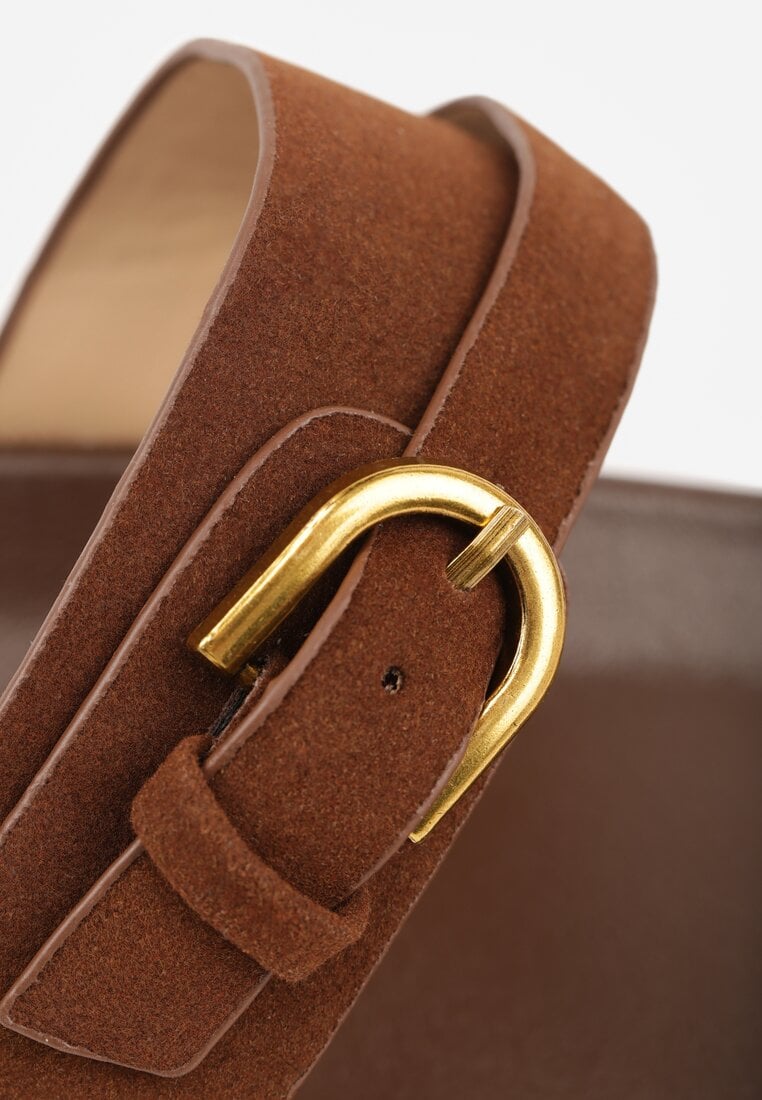 Ciemnobrązowe Klapki Ozdobione Metalicznymi Klamrami Zelivra