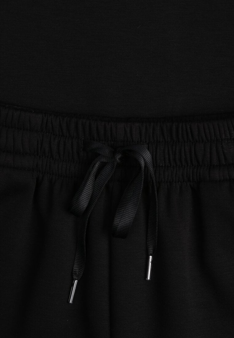 Czarny Bawełniano-Wiskozowy Komplet Sportowy T-shirt i Szorty Areinna