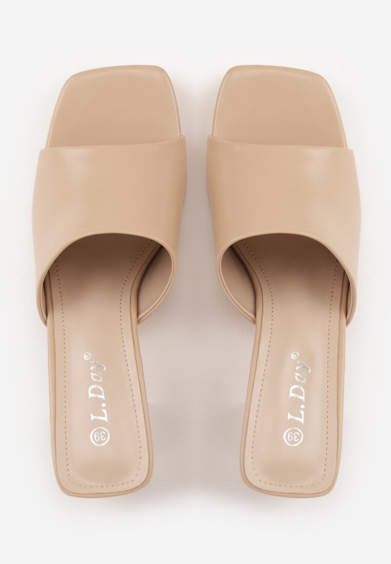 Ciemnobeżowe Eleganckie Klapki na Słupku z Otwartym Noskiem Kwadratowym Hippeis