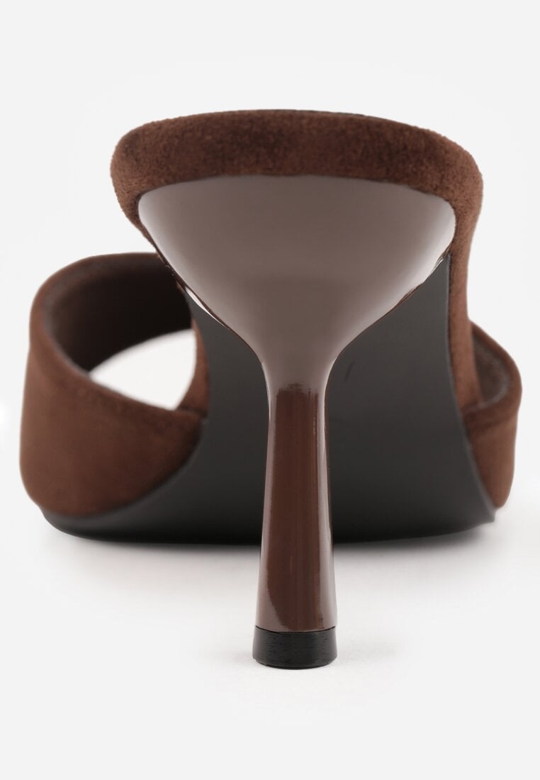 Brązowe Klapki na Geometrycznej Szpilce z Wyciętą Cholewką Iolaris