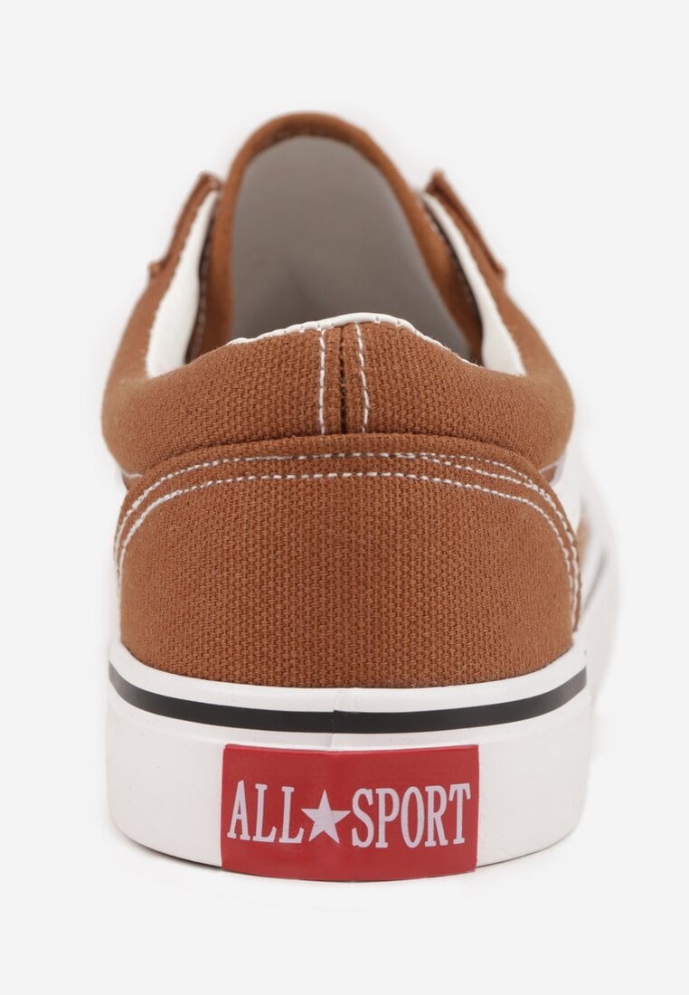 Brązowe Tenisówki Trampki z Niską Cholewką Ozdobione Geometrycznym Wzorem Wioressa