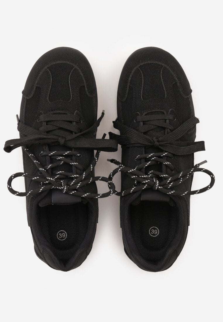 Czarne Sneakersy z Podwójnym Sznurowaniem i Geometrycznymi Wstawkami Adrearah