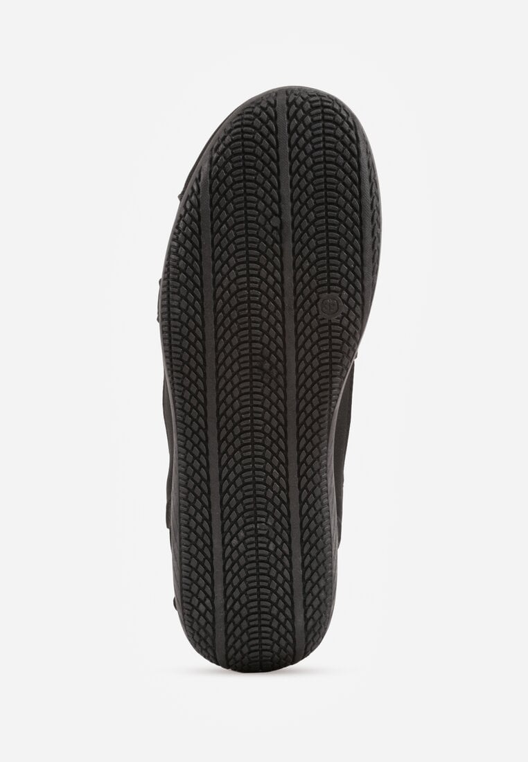 Czarne Sneakersy z Podwójnym Sznurowaniem i Geometrycznymi Wstawkami Adrearah