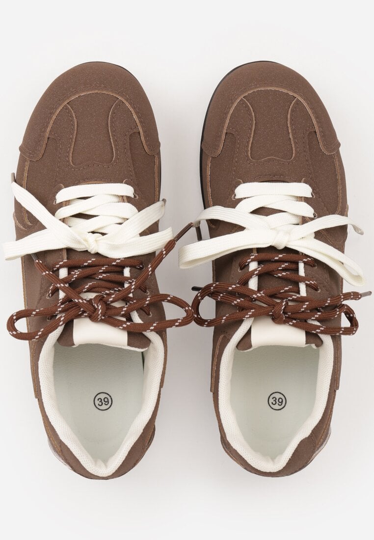 Brązowe Sneakersy z Podwójnym Sznurowaniem i Geometrycznymi Wstawkami Adrearah