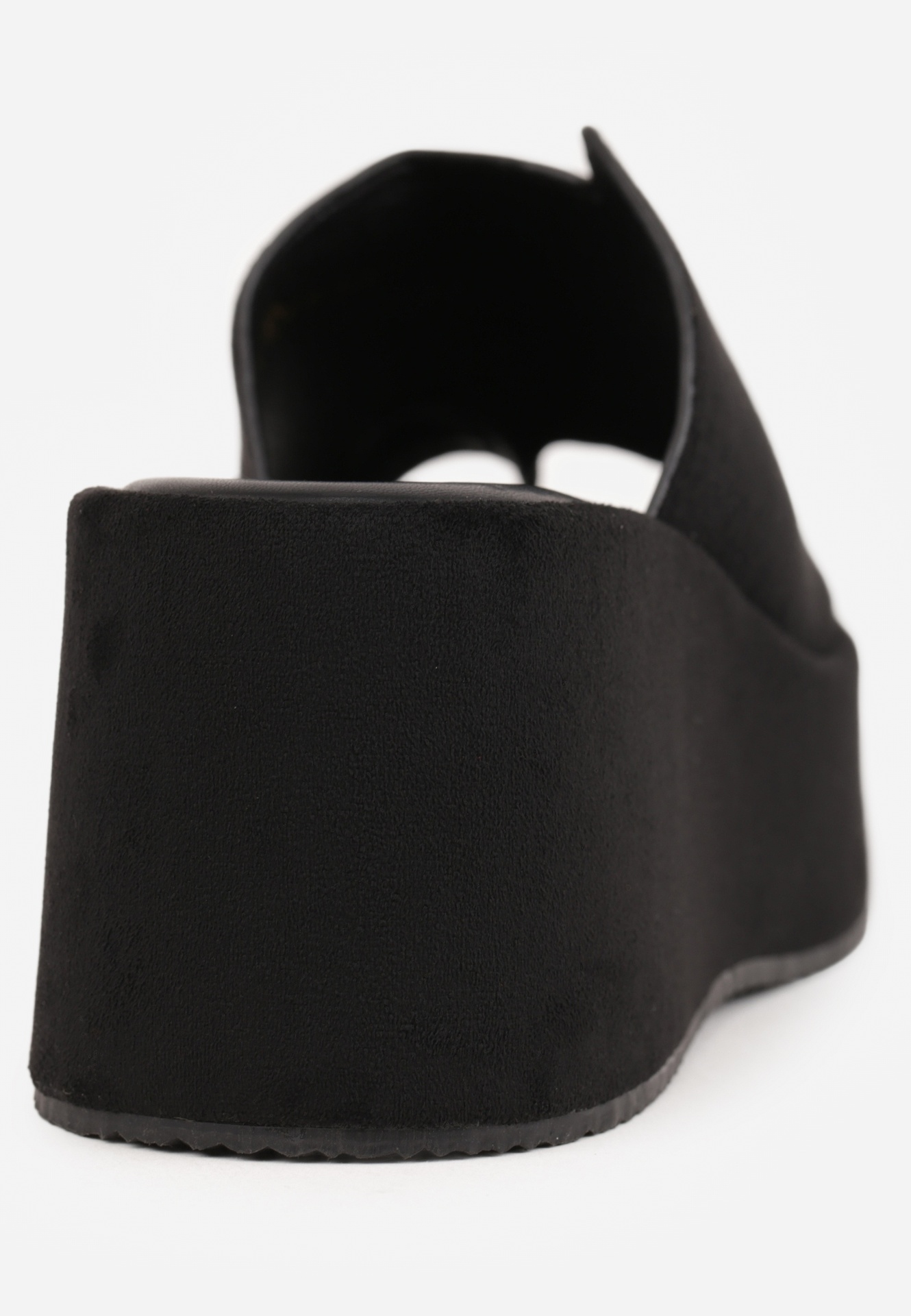 Czarne Klapki Japonki z Ozdobnym Paskiem na Palec na Koturnie Dorialena