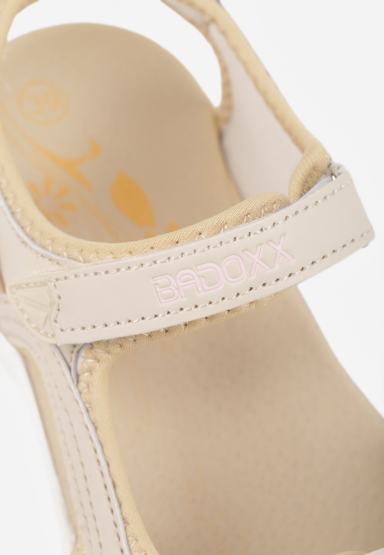 Ciemnobeżowe Sandały z Wkładką ze Skóry Naturalnej i Zapięciem na Rzep Sambuca