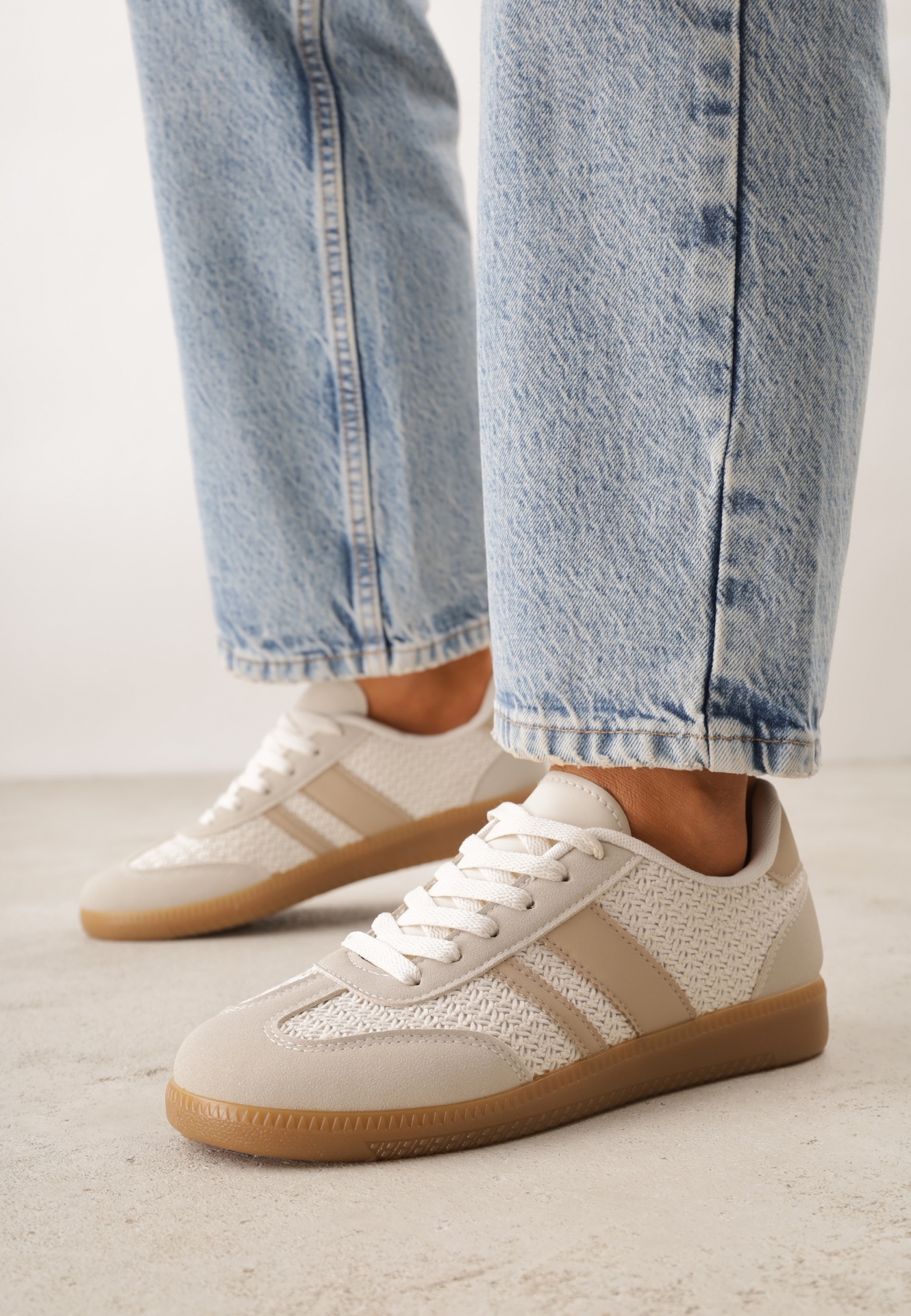 Ciemnobeżowe Sneakersy w Stylu Klasycznych Tenisówek z Cholewką z Plecionką Doriarissa