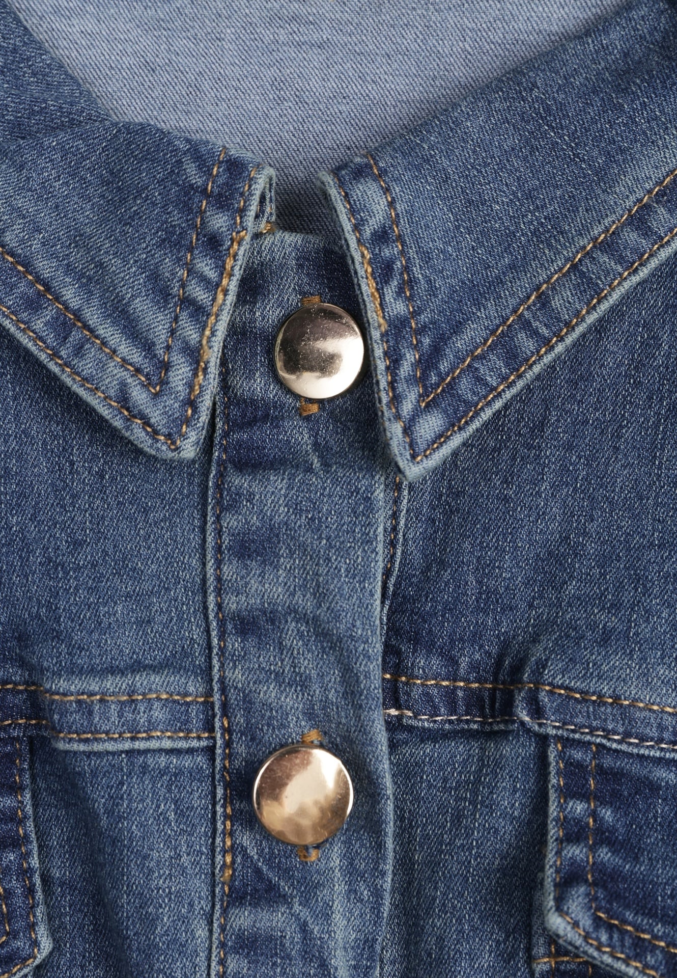 Niebieska Taliowana Sukienka Jeansowa o Koszulowym Fasonie Nezavia