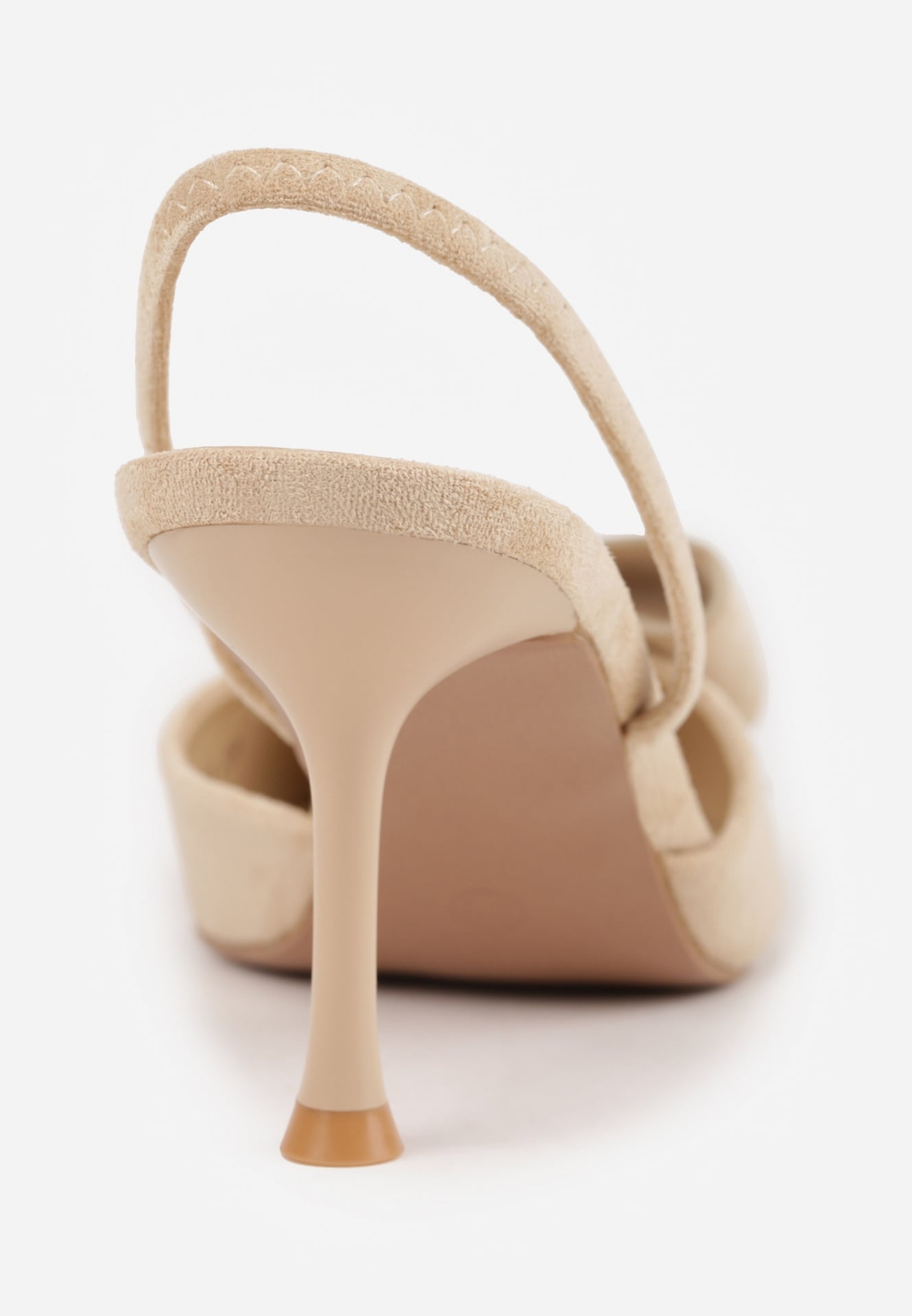 Beżowe Szpilki z Imitacji Zamszu z Paskiem na Piętę i Ozdobną Kokardą Themigeia