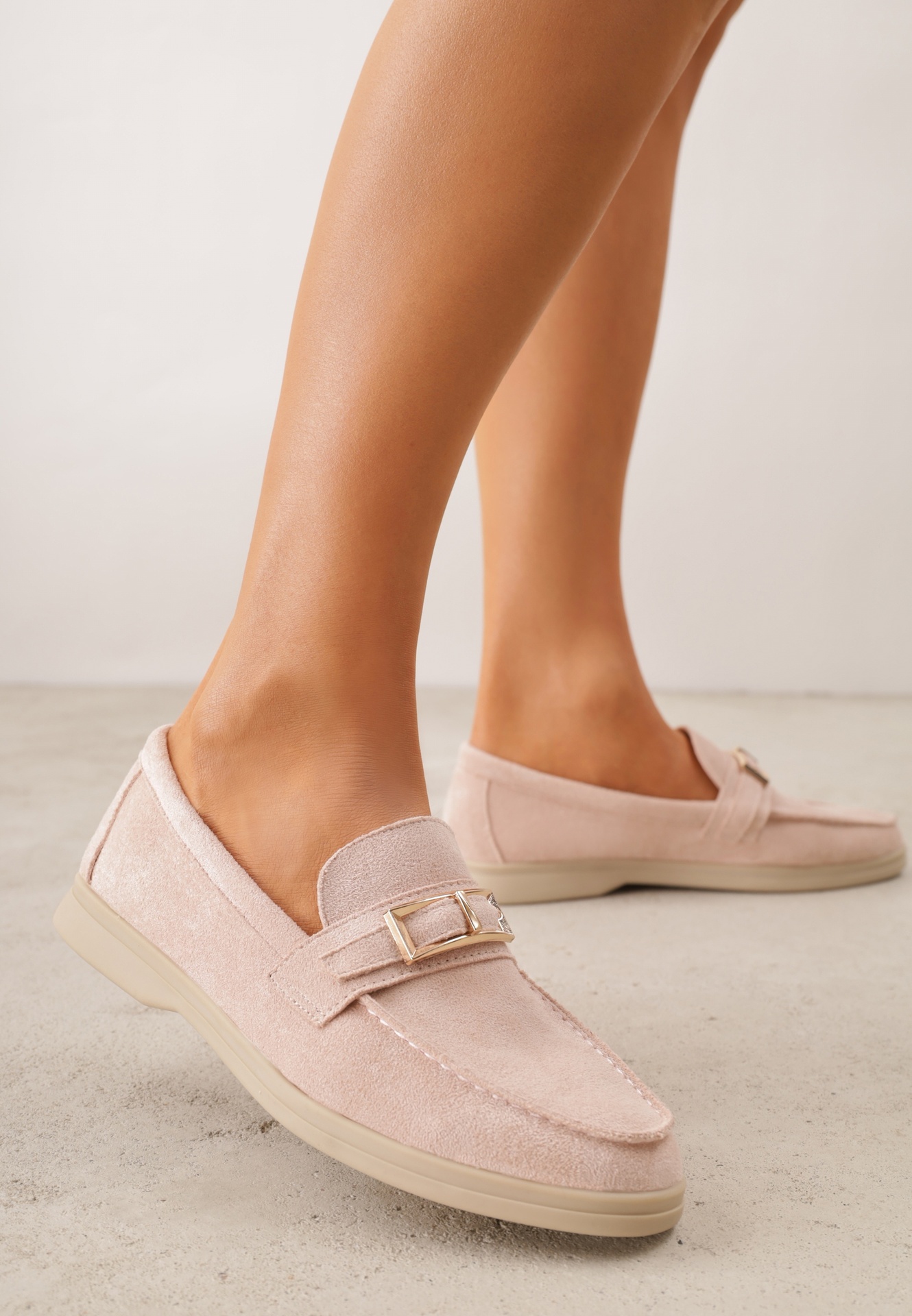 Różowe Mokasyny Ozdobione Metaliczną Klamrą Murielori