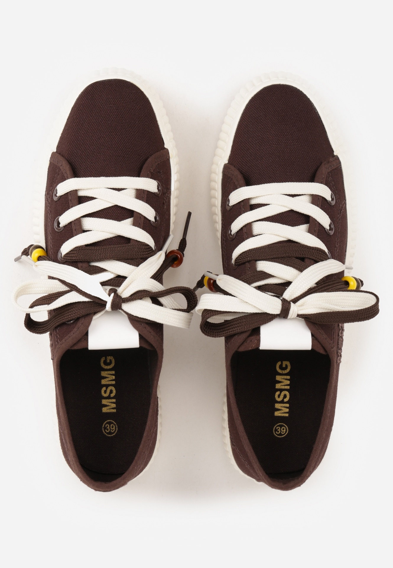 Brązowe Niskie Trampki z Podwójnymi Sznurówkami na Tłoczonej Platformie Astedella