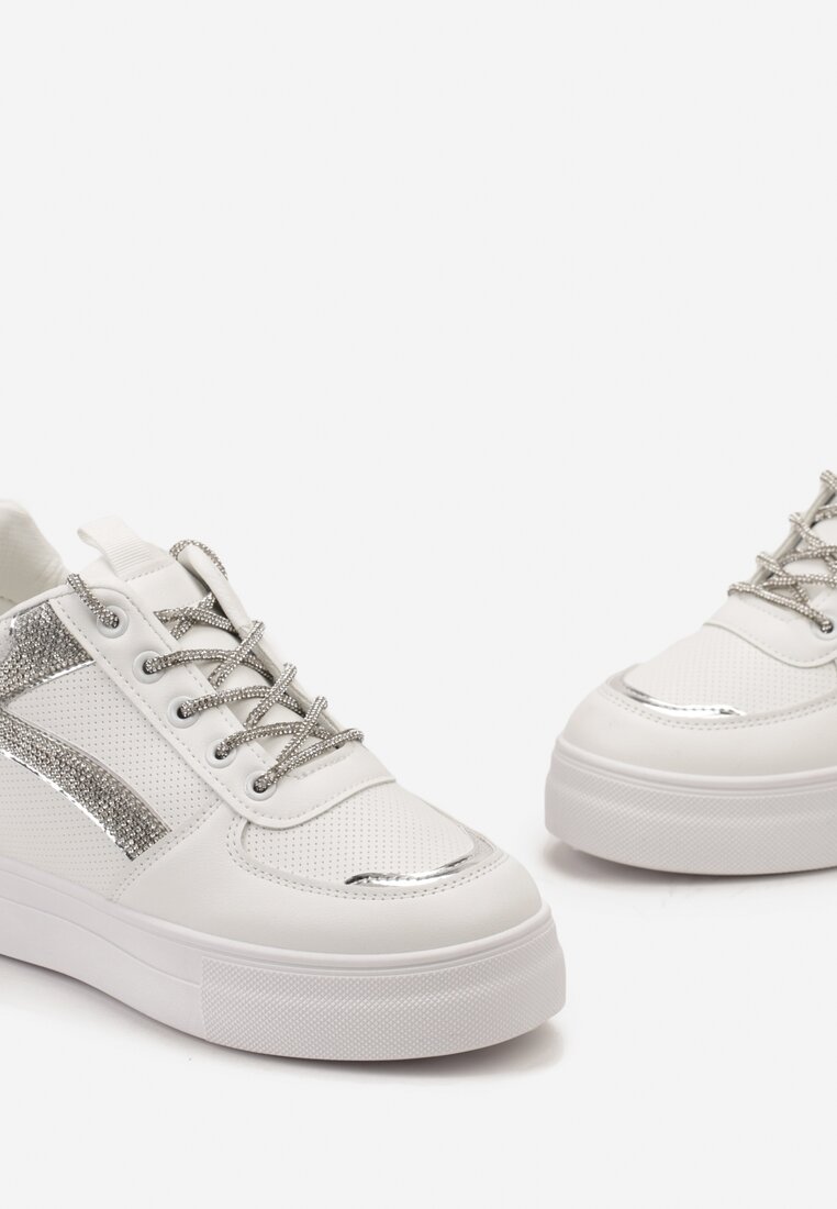 Białe Sneakersy na Ukrytym Koturnie z Błyszczącą Wstawką i Sznurowaniem Keiranna