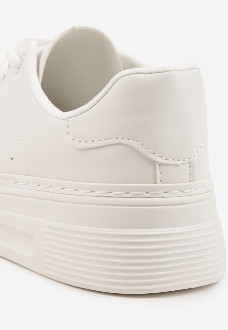 Białe Minimalistyczne Sneakersy VICES o Fasonie Tenisówek na Platformie Halanatea