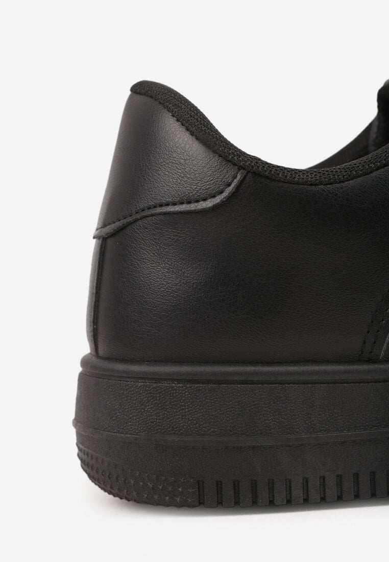 Czarne Sznurowane Sneakersy Ozdobione Perforacją Ellemisa