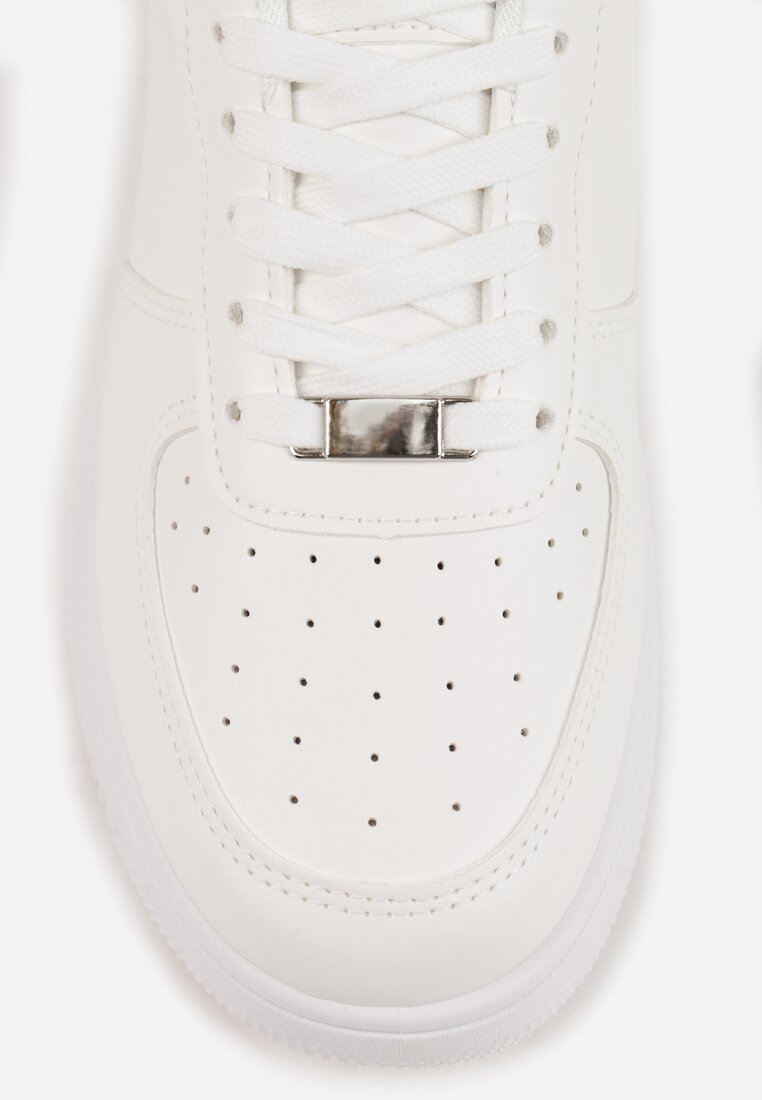 Białe Sznurowane Sneakersy Ozdobione Perforacją Ellemisa