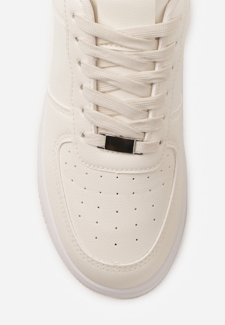 Sneakers-uri Bej cu Șireturi Decorate cu Perforații de la Ellemisa