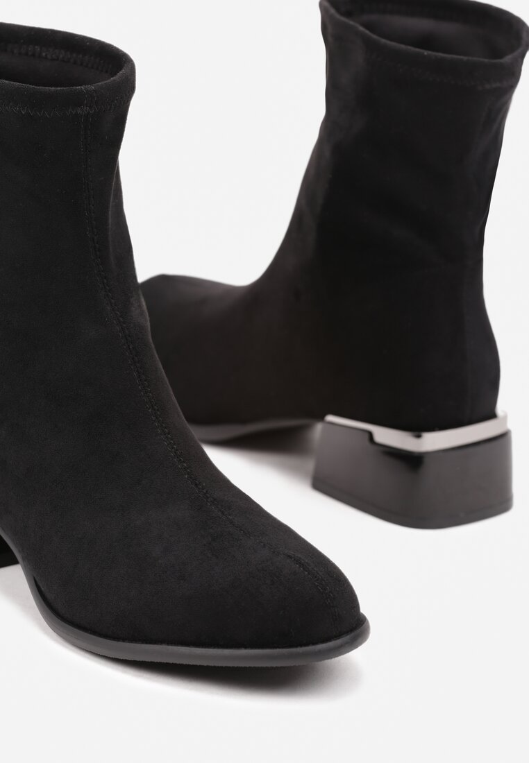 Botine Negre