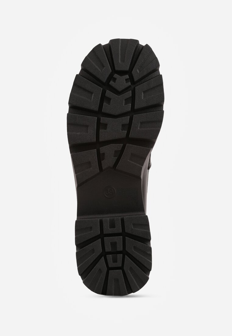 Czarne Mokasyny na Platformie Ozdobione Klamrą Kikilla