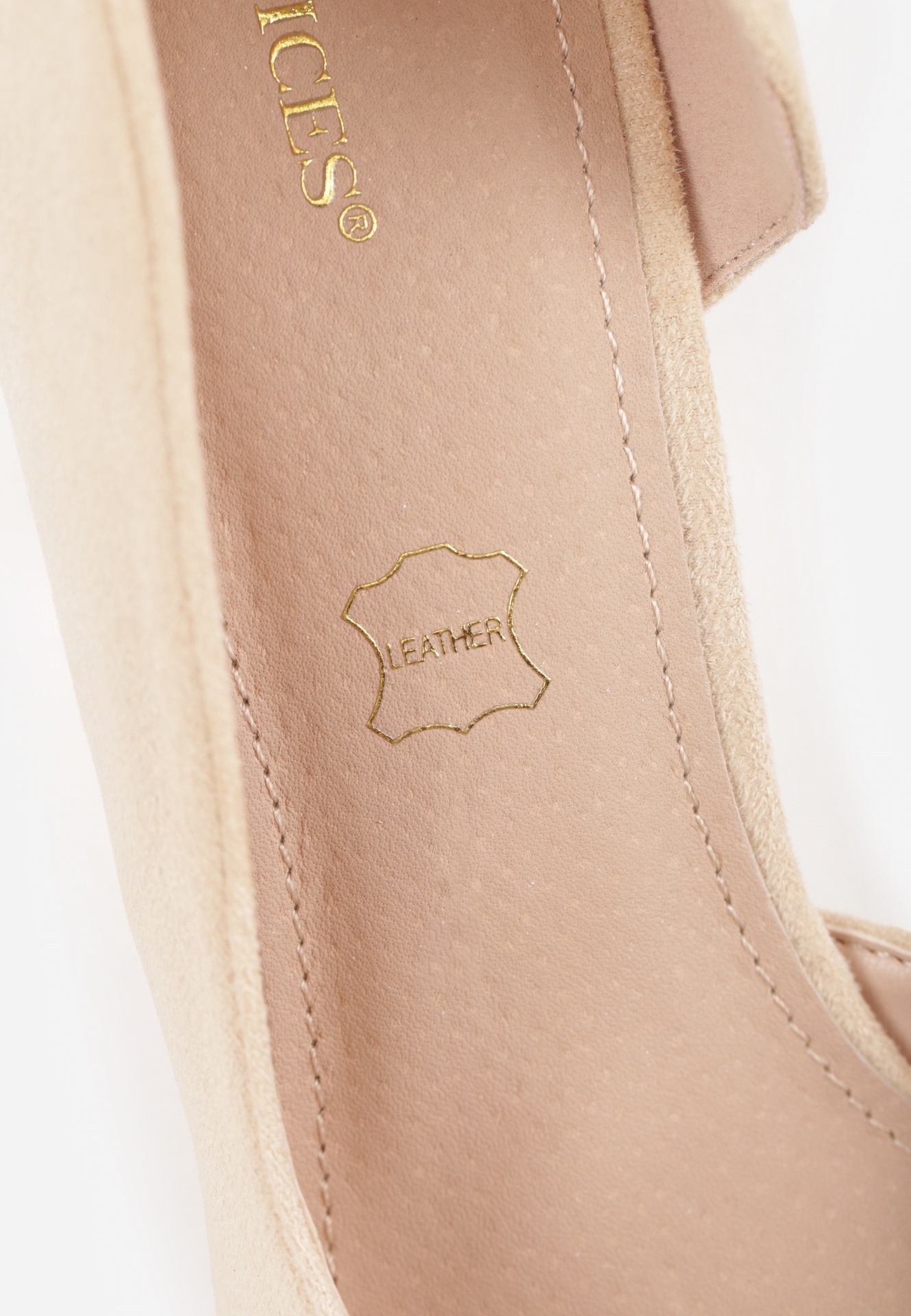 Beżowe Szpilki Vices z Wkładką ze Skóry Naturalnej Ozdobione Wycięciem Oliritia