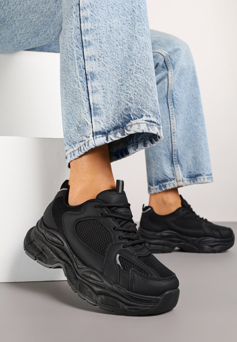 Czarne Sneakersy Vices na Platformie Ozdobione Tłoczeniem Natiselle