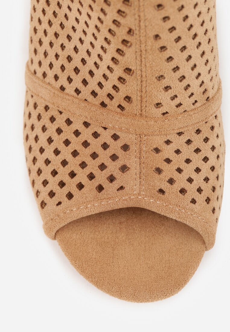Beżowe Sandały Vices na Słupku z Ażurową Cholewką Felilina