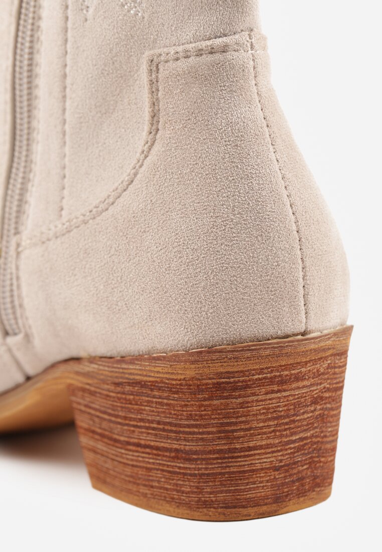 Jasnobeżowe Botki Vices na Słupku Kowbojki z Ażurową Cholewką Rivori