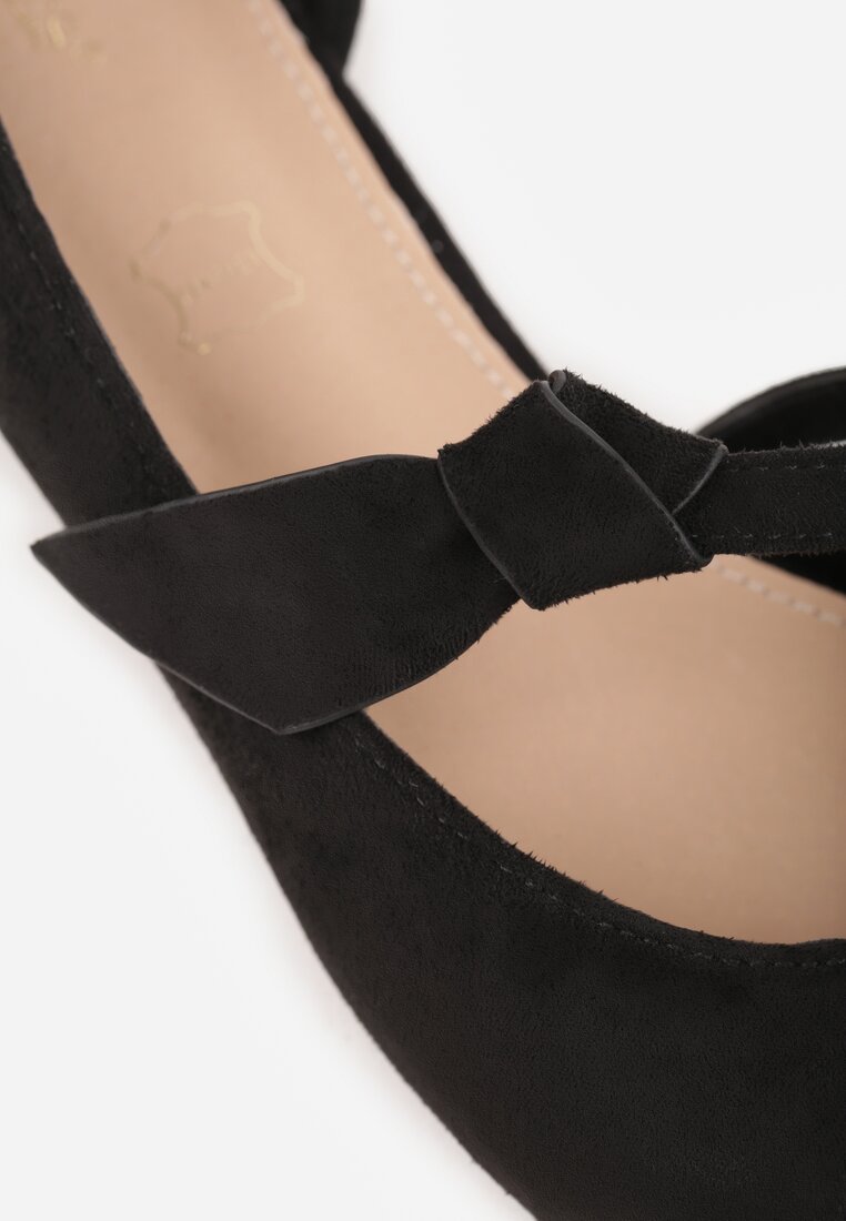 Czarne Czółenka Vices na Płaskiej Podeszwie ze Skórzaną Wkładką z Supełkiem Liliarine