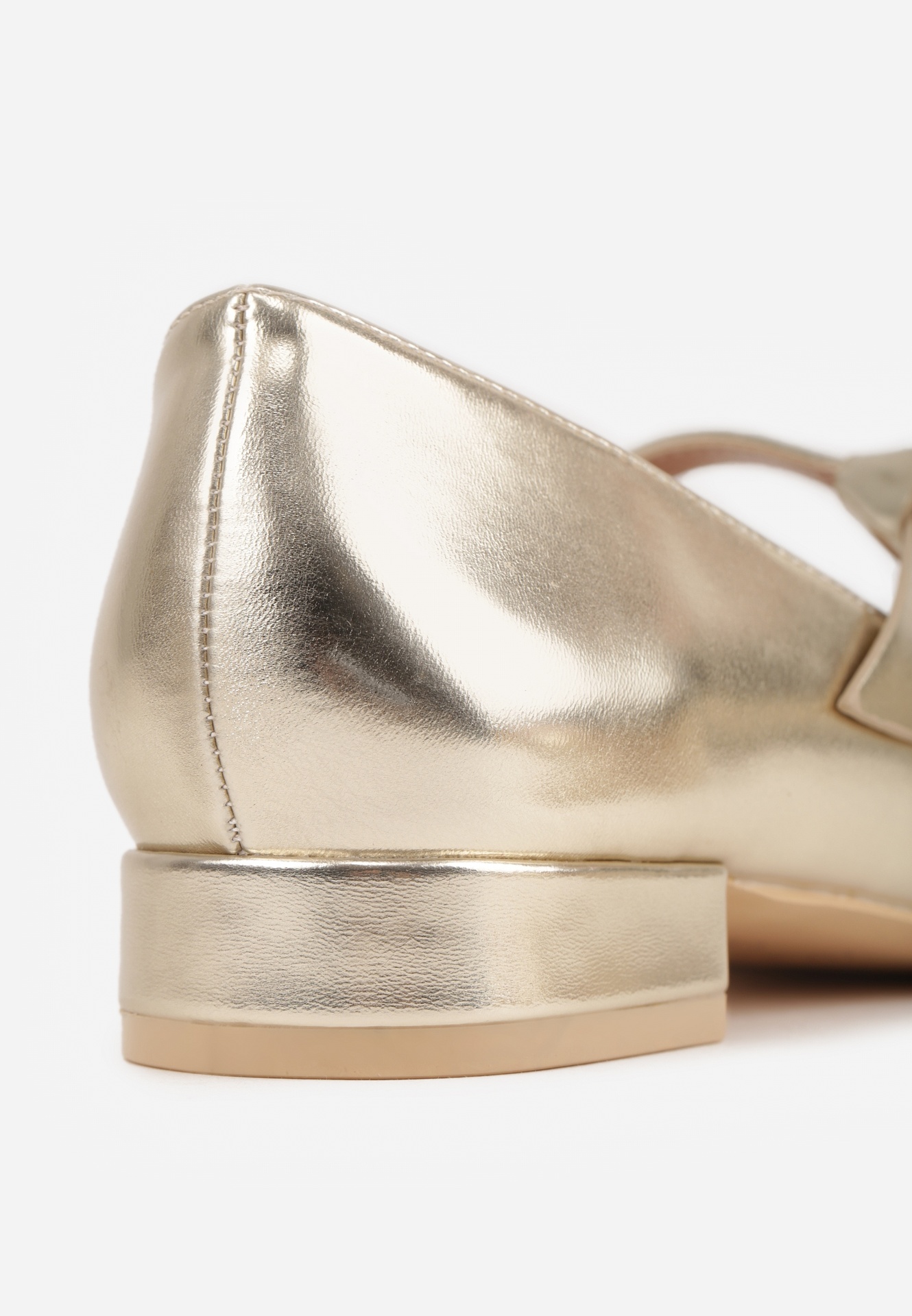 Złote Czółenka Vices na Płaskiej Podeszwie ze Skórzaną Wkładką z Supełkiem Liliarine