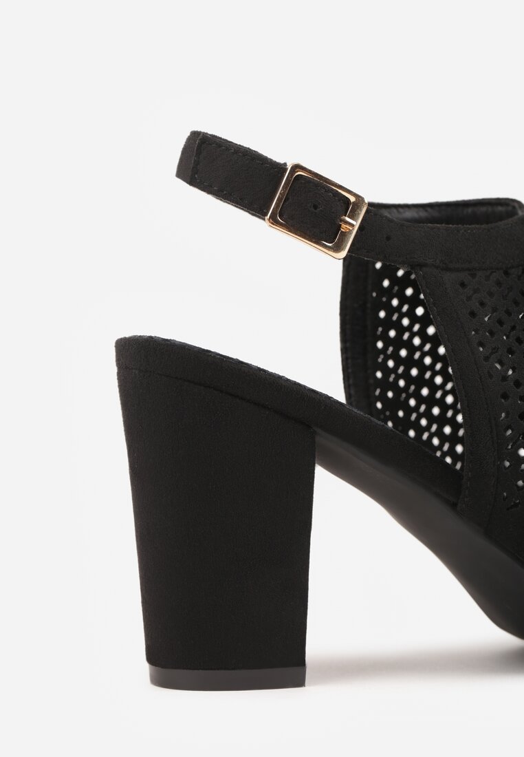 Czarne Sandały Vices na Słupku z Ażurową Cholewką i Skórzaną Wkładką Saramiae