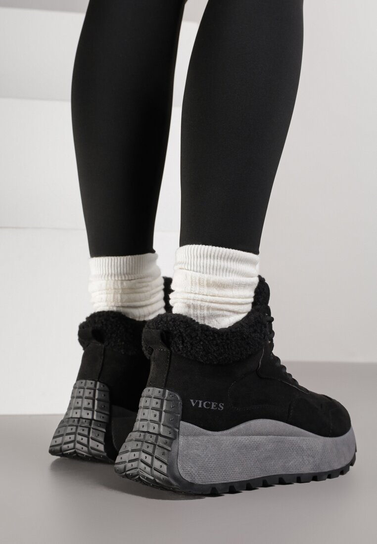 Czarne Sneakersy Śniegowce Vices na Platformie Ozdobione Napisem i Futerkiem Lanite