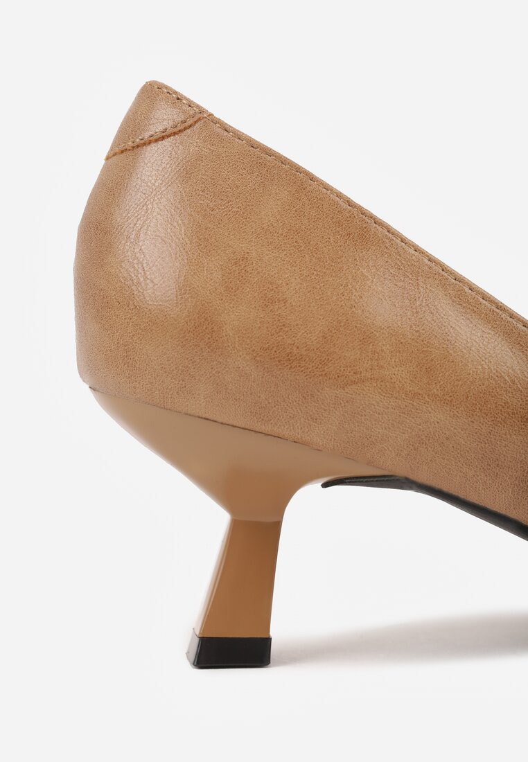 Ciemnobeżowe Czółenka Vices na Kaczuszce ze Skórzaną Wkładką Elialie