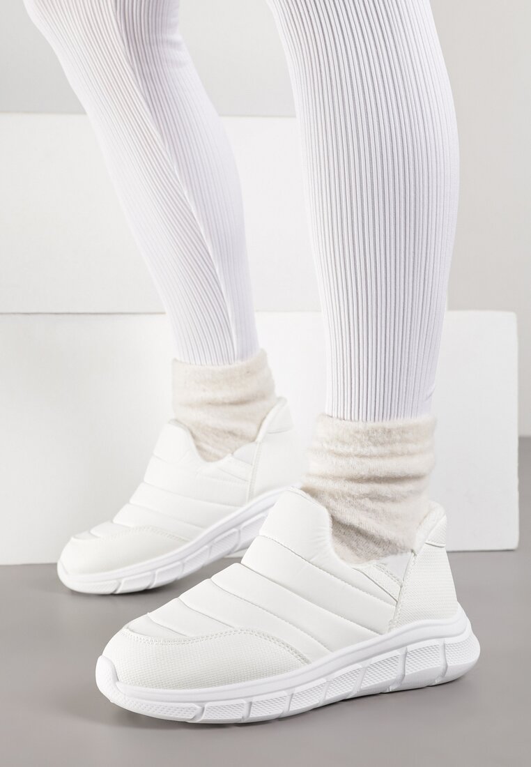 Białe Sneakersy na Platformie z Tłoczeniem i Pikowaną Cholewką Vermina